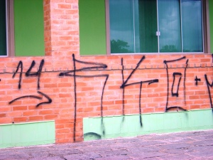 Desde outubro, Lei Municipal tenta coibir pichações em Itapoá