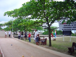 Praça do Rainha em Itapoá é inaugurada