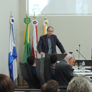 Conselho Municipal de Saúde repudia manifestações do Presidente da Câmara