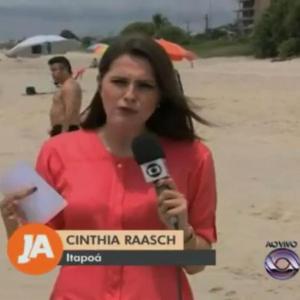 Reportagem televisiva do Jornal do Almoco da RBS TV aborda as atracoes de Itapoa - capa