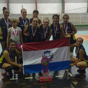 Equipe feminina de Voleibol de Itapoá / Divulgação.