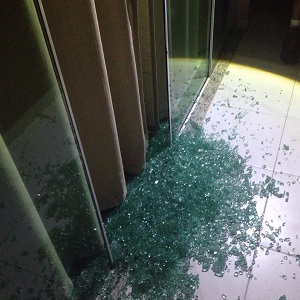 PM de Itapoa prende suspeitos logo apos furto a residencia Principal