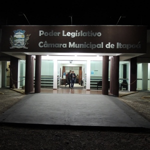 camara-de-vereadores-de-itapoa-noite-300x300