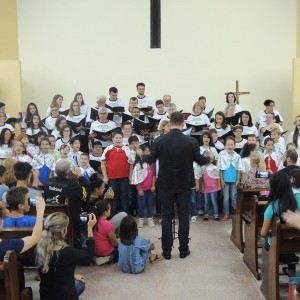 coral-vozes-da-babitonga-apresenta-oh-noite-santa-em-09-12-16-principal-300x300