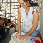 Professora itapoaense é pré-selecionada ao prêmio "Arte na Escola Cidadã 2014"