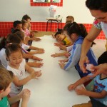 Professora itapoaense é pré-selecionada ao prêmio "Arte na Escola Cidadã 2014"