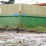 Obras aliadas às chuvas causam transtornos a moradores da Barra do Saí