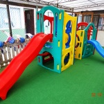 Alunos de pré-escolas e creches de Itapoá contam com novos parquinhos