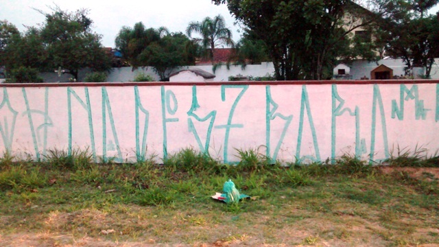 Ocorrências de posse de drogas e pichação sao atendidas pela PM