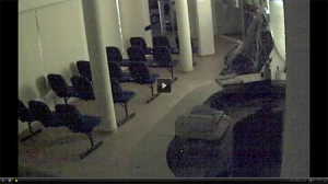 Vídeo mostra ação dos bandidos que arrombaram caixa eletrônico dentro da Prefeitura de Itapoá