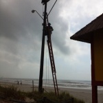 Iluminação pública de Itapoá passa por melhorias