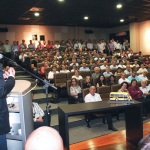 Itapoá recebe novo ônibus escolar dos governos Federal e Estadual