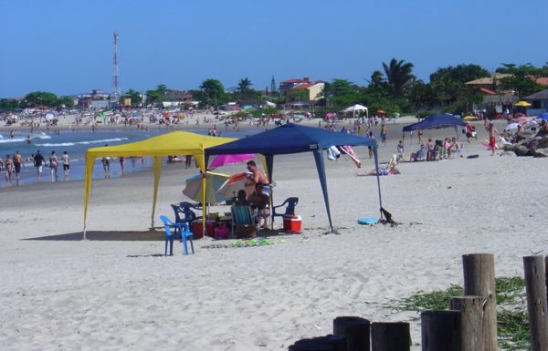 Mais um final de semana de sol e movimento intenso em Itapoá