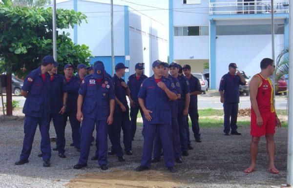 Corpo de Bombeiros de Itapoá abre sua temporada de verão 2014/2015