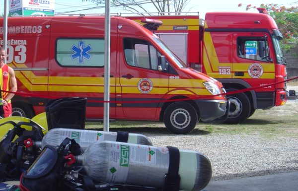 Corpo de Bombeiros de Itapoá abre sua temporada de verão 2014/2015