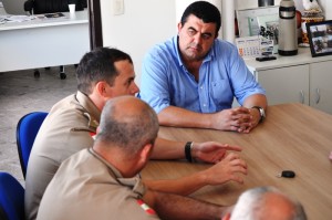 Autoridades municipais e Polícia Militar debatem a segurança pública de Itapoá