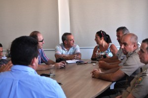 Autoridades municipais e Polícia Militar debatem a segurança pública de Itapoá