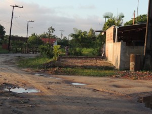 Interdição parcial de trecho da rua Vasco Nunes Balboa, na Barra do Saí, em Itapoá