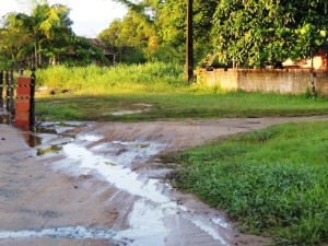 Interdição parcial de trecho da rua Vasco Nunes Balboa, na Barra do Saí, em Itapoá