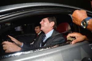 Demissão do ministro da Educação incendeia a crise política no País