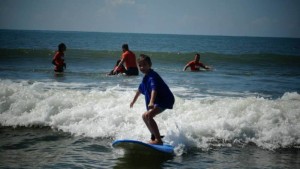 Domingo, 12 de abril, foi dia de Surf e Saúde em Itapoá