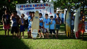 Domingo, 12 de abril, foi dia de Surf e Saúde em Itapoá