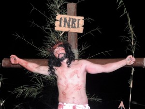 Encenacao Paixao de Cristo na Barra do Sai em Itapoa edicao 2014 - 2