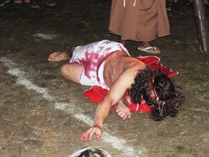 Encenação Paixão de Cristo 2015 na Barra do Saí em Itapoá 089