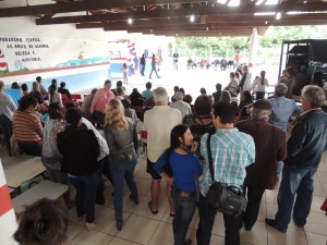 Obras na Escola Claiton Almir Hermes e asfalto são inaugurados no São José