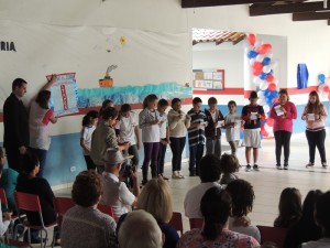 Obras na Escola Claiton Almir Hermes e asfalto são inaugurados no São José