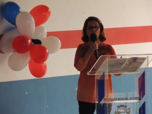 Obras na Escola Claiton Almir Hermes e asfalto são inaugurados no São José