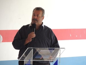 Obras na Escola Claiton Almir Hermes e asfalto são inaugurados no São José