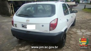 Automóvel furtado em Garuva é recuperado em São Francisco do Sul
