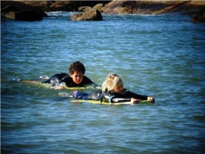 Projeto Ampliação da Jornada Escolar inicia prática de bodyboard