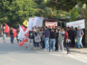 Servidores de Itapoá paralisaram atividades nesta quarta-feira, dia 03 de junho