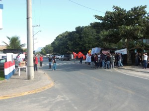 Servidores de Itapoá paralisaram atividades nesta quarta-feira, dia 03 de junho