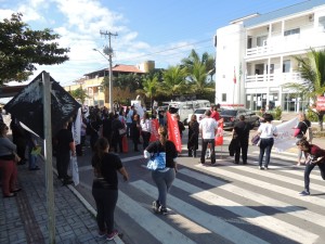 Servidores de Itapoá paralisaram atividades nesta quarta-feira, dia 03 de junho