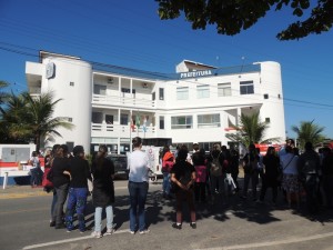 Servidores de Itapoá paralisaram atividades nesta quarta-feira, dia 03 de junho