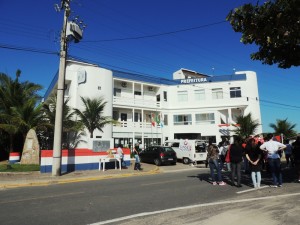 Servidores de Itapoá paralisaram atividades nesta quarta-feira, dia 03 de junho