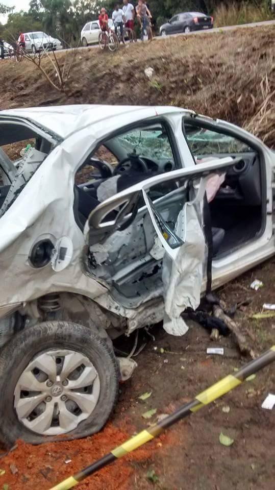 Grave acidente em meio à perseguição policial resulta em três mortes na BR 280