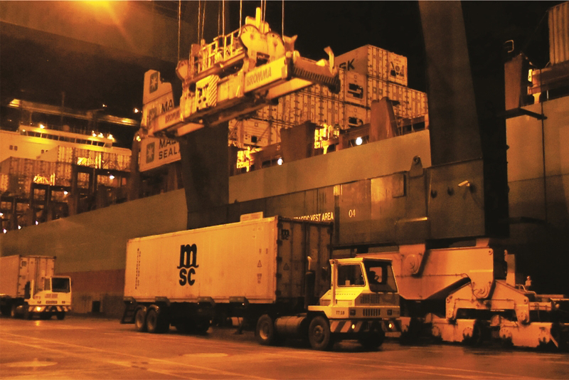 foto JBS Porto Itapoá