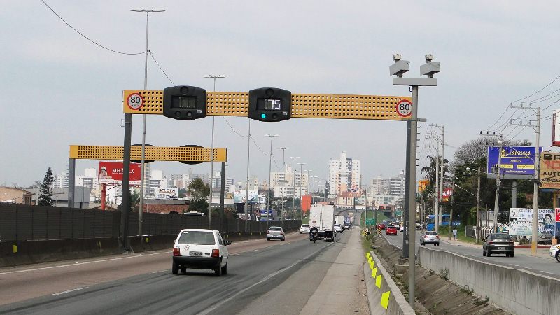 Radares da rodovia BR-101 começam a multar nesta segunda, 17-08