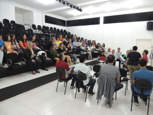 Coral Vozes da Babitonga realiza suas primeiras aulas em Itapoá