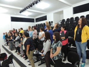 Coral Vozes da Babitonga realiza suas primeiras aulas em Itapoá