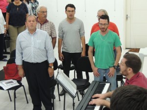 Coral Vozes da Babitonga realiza suas primeiras aulas em Itapoá