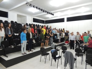 Coral Vozes da Babitonga realiza suas primeiras aulas em Itapoá