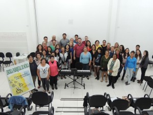 Coral Vozes da Babitonga realiza suas primeiras aulas em Itapoá