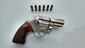 Polícia Militar de Itapoá prende assaltante de relojoaria