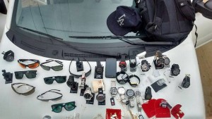 Polícia Militar de Itapoá prende assaltante de relojoaria