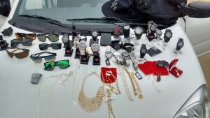 Polícia Militar de Itapoá prende assaltante de relojoaria